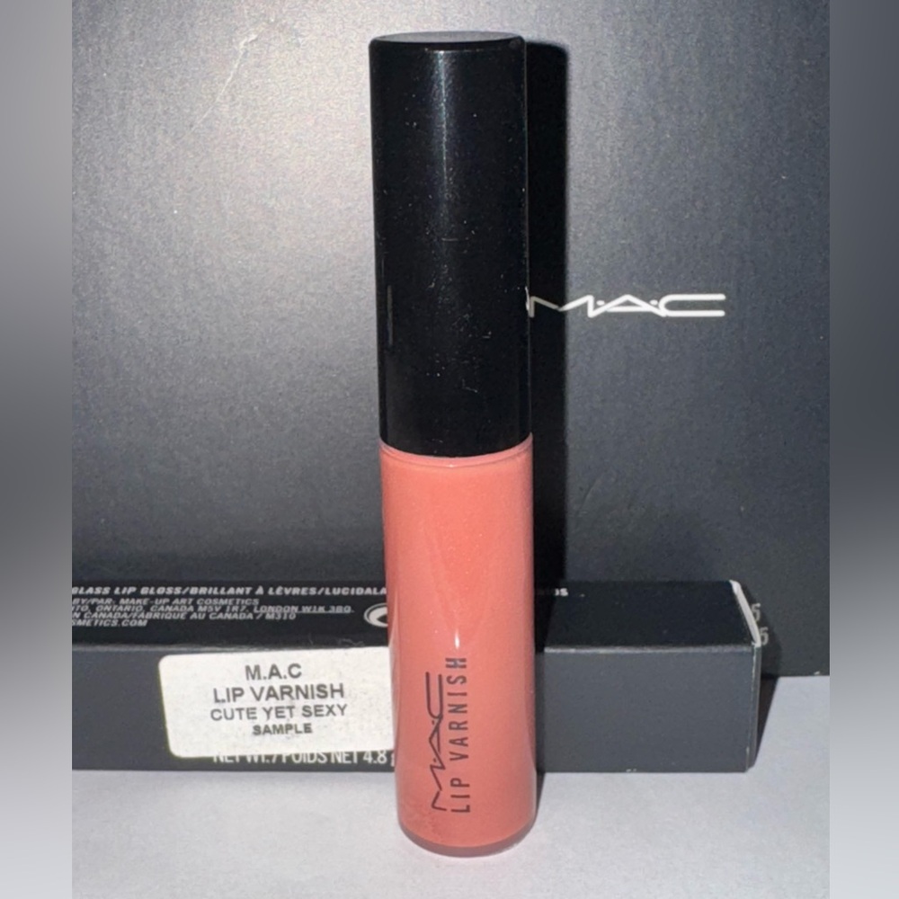 MAC Cute yet sexy Lip Varnish